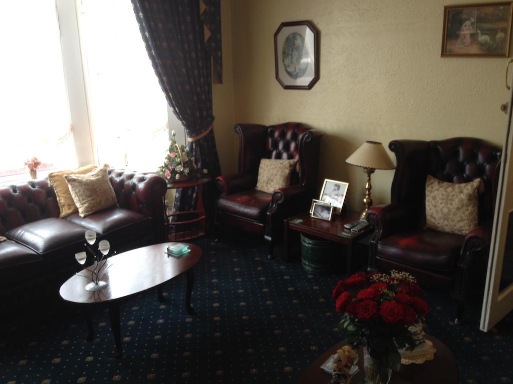 The Mackintosh Guest Accommodation 黑潭 外观 照片