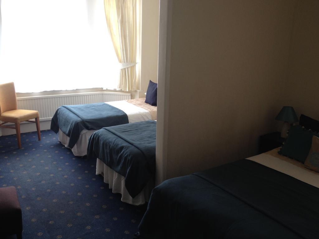 The Mackintosh Guest Accommodation 黑潭 外观 照片